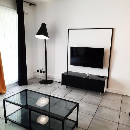 La Poterie - Appartement Avec Balcon Et Parking Prive 캥페르 외부 사진