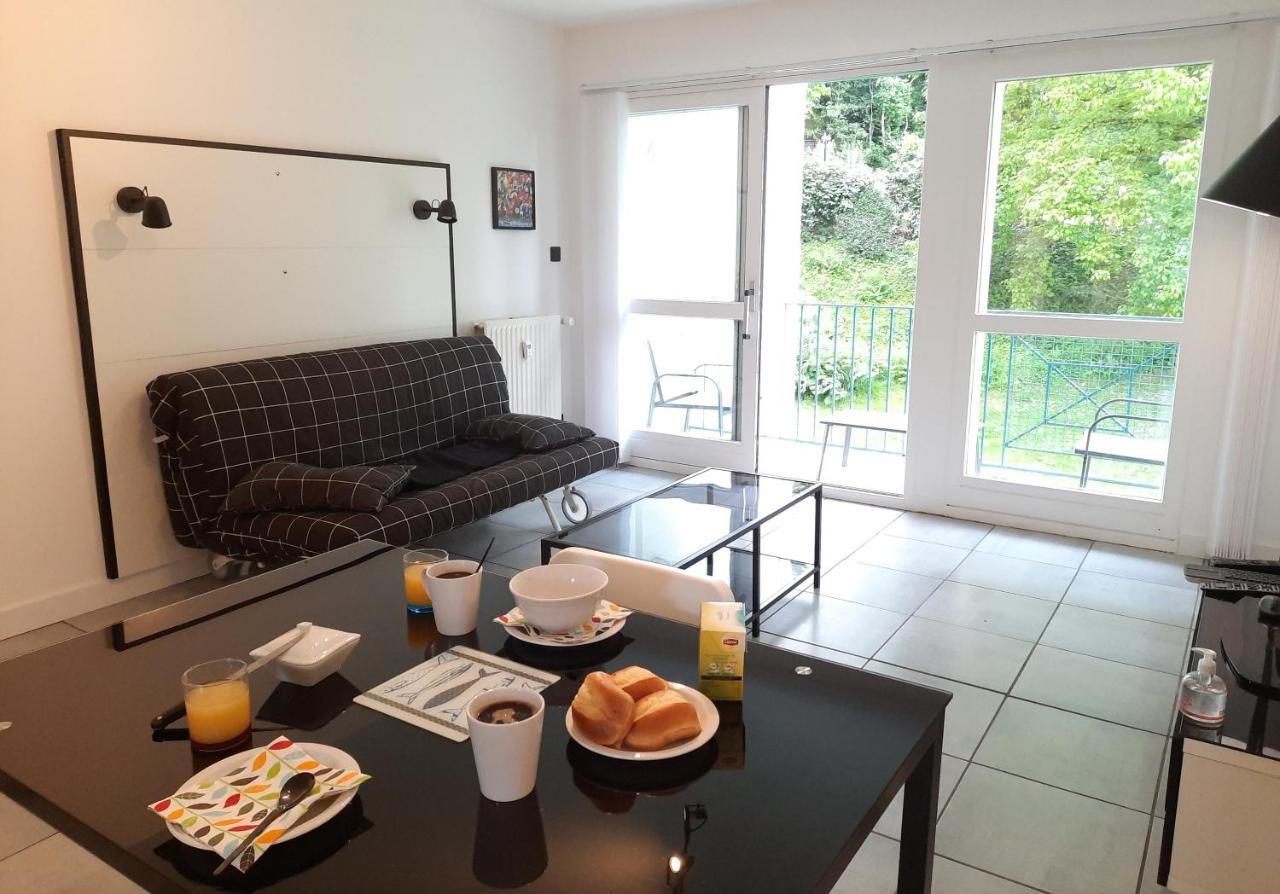 La Poterie - Appartement Avec Balcon Et Parking Prive 캥페르 외부 사진